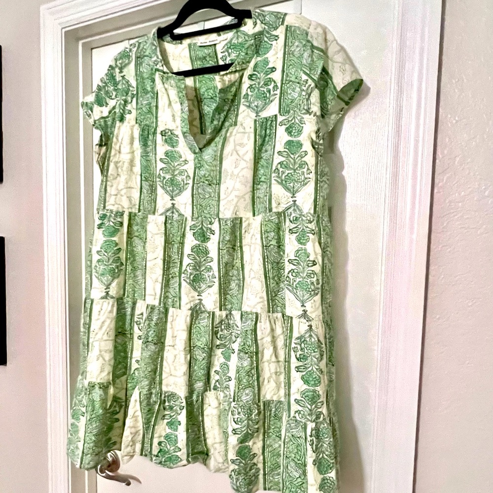 Roller Rabbit flowy dress!